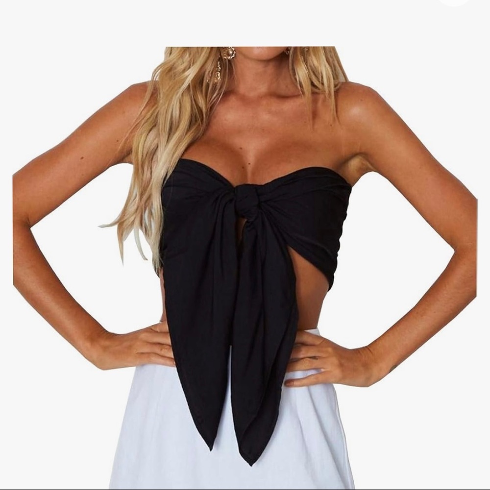 Black wrap top🖤